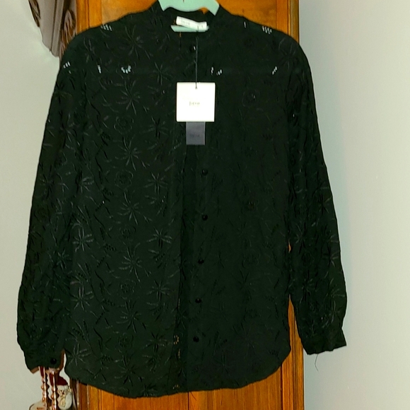 NWT ⭐⭐ Fame Istanbul black button up blouse - Picture 1 of 7